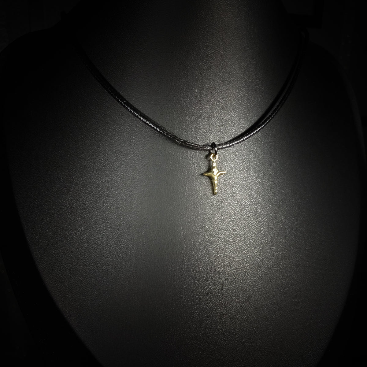 Collier Croix Dorée