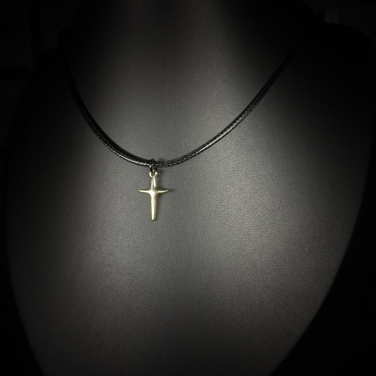 Collier Croix Fine