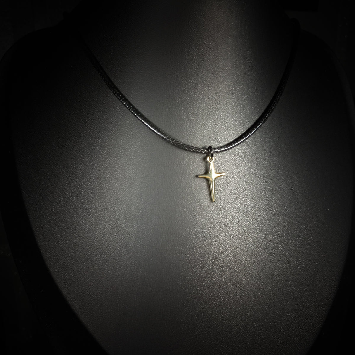 Collier Croix Fine