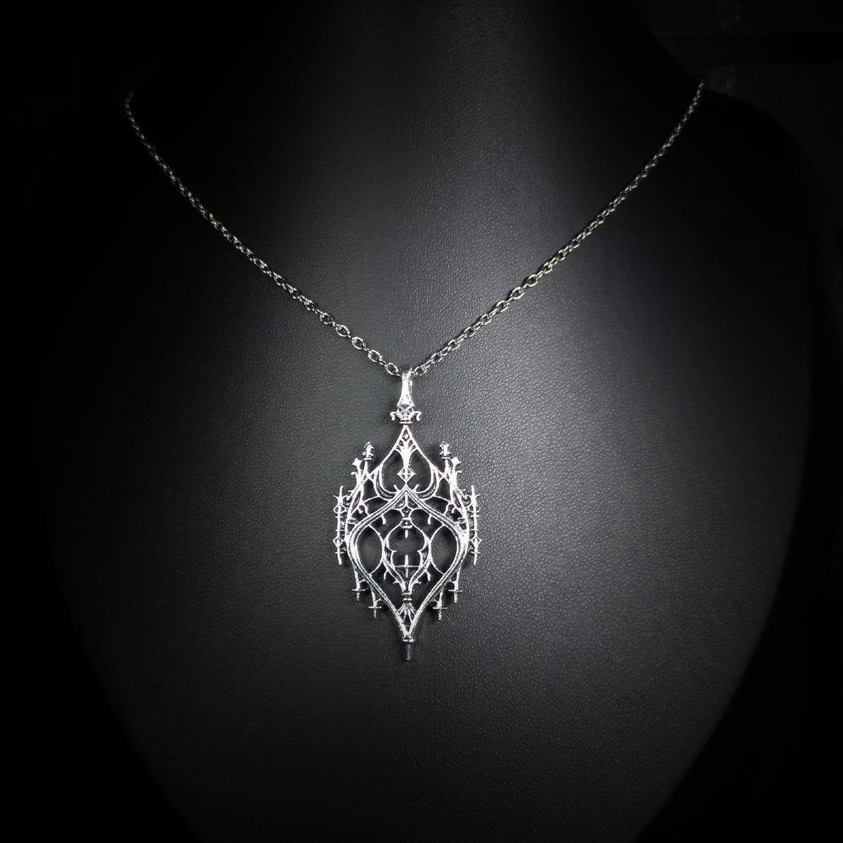 Collier Gothique Cathédrale