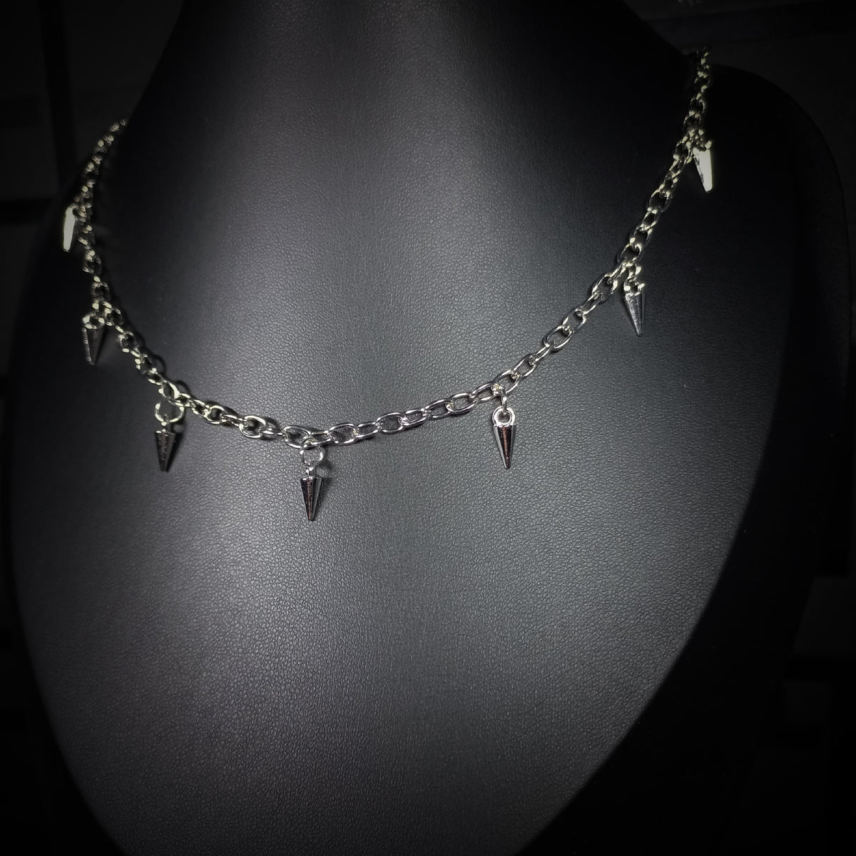 Collier à Pointes