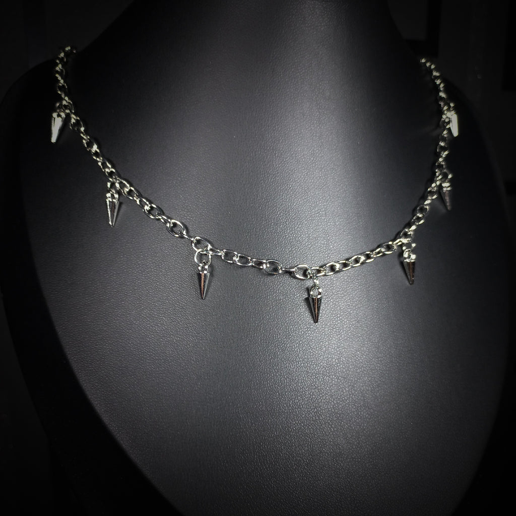 Collier à Pointes