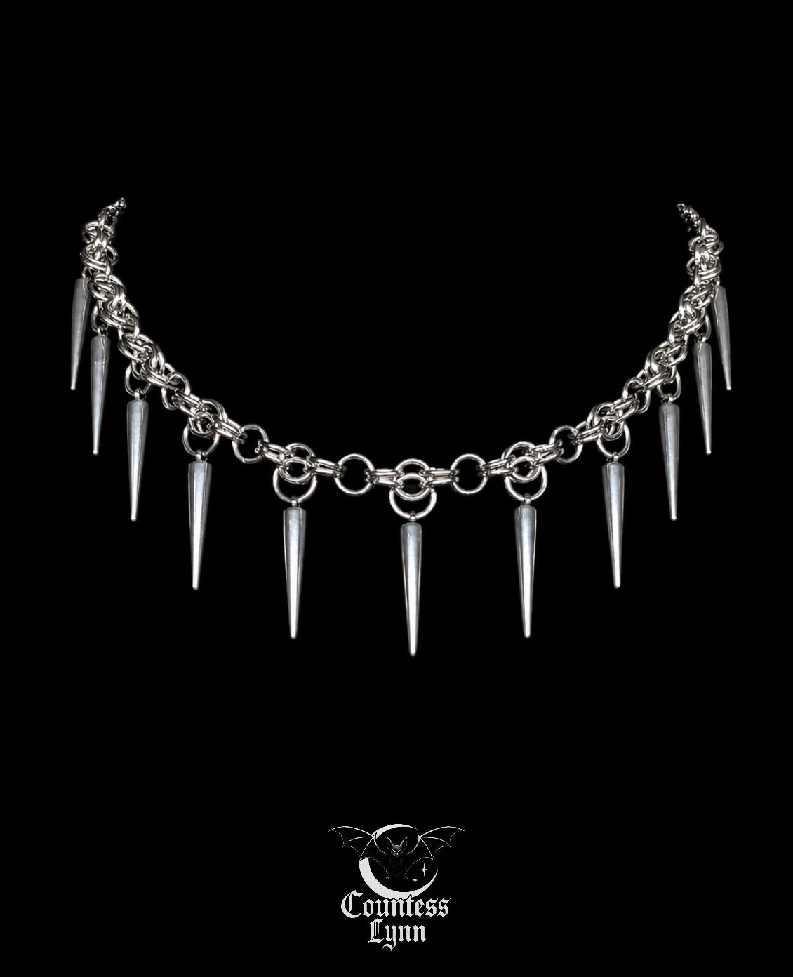 Collier Nightfall – Étreinte d’Acier