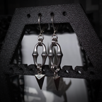 Boucles d’Oreilles à Motif Triangulaire