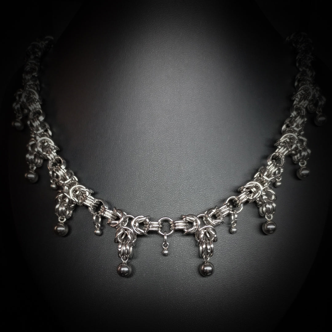 Collier Silent Empire