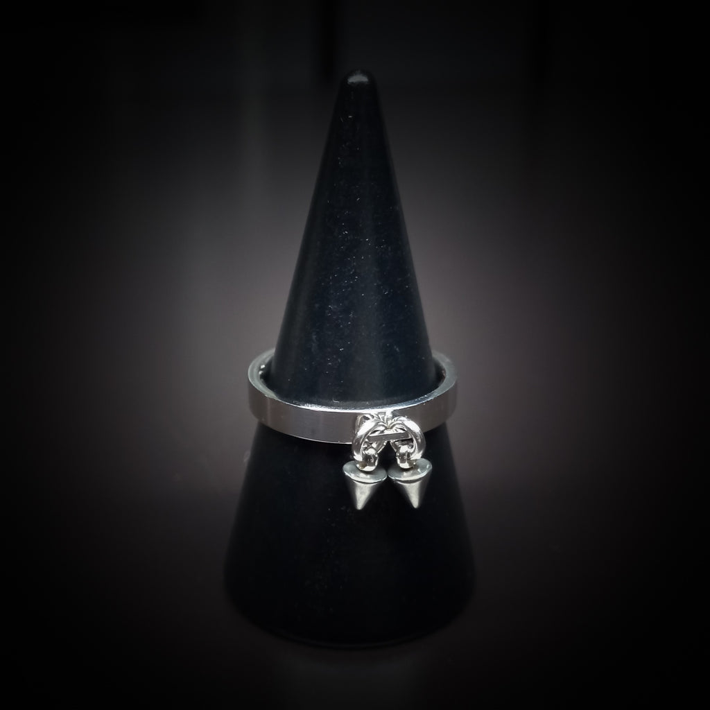 Bague à Pointes Pendantes