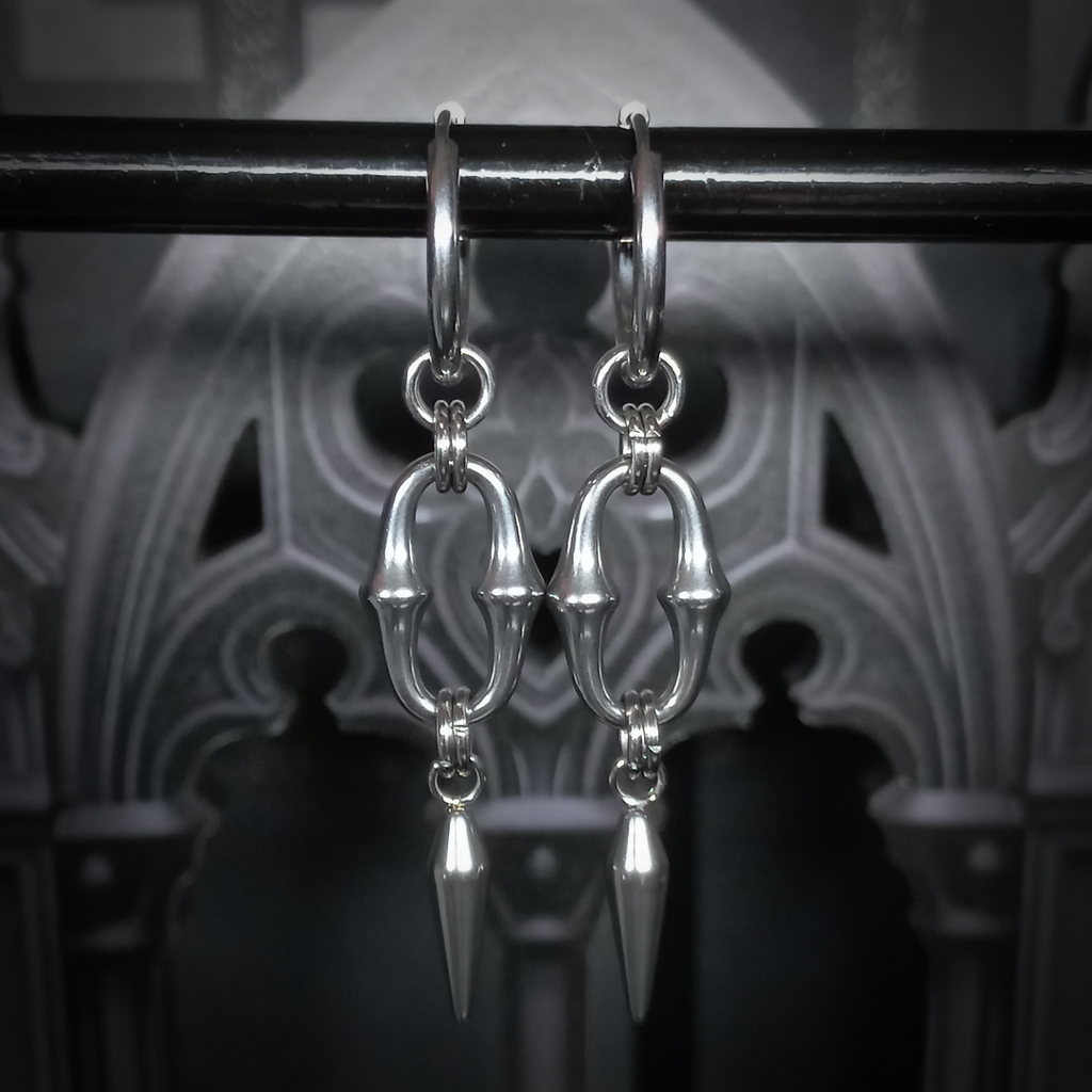 Boucles Pendantes à Pointes