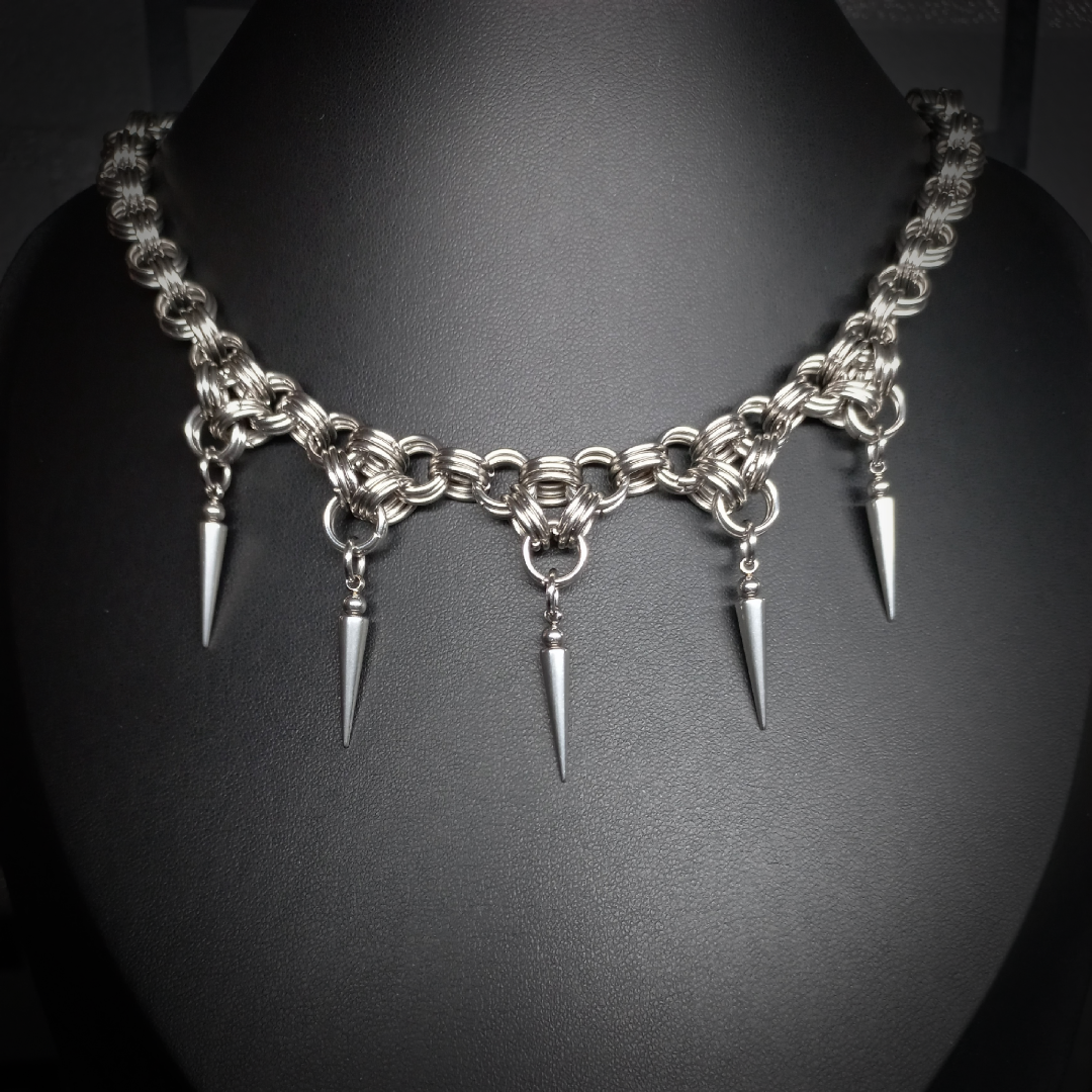 Collier Midnight – Épines de Minuit