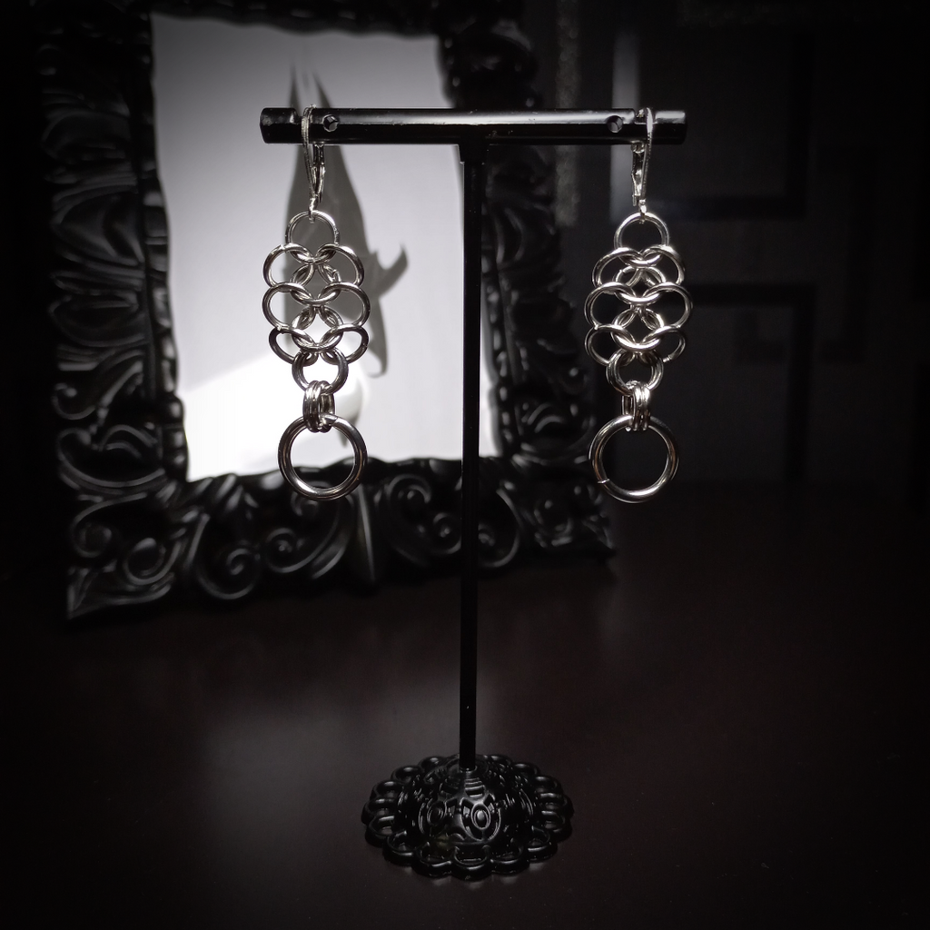 Boucles d’Oreilles Cascade Métallique