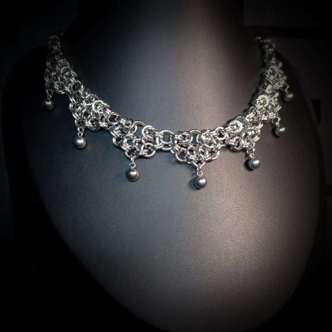 Collier Dentelle Métallique