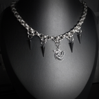 Collier Midnight – Moonbat Dark